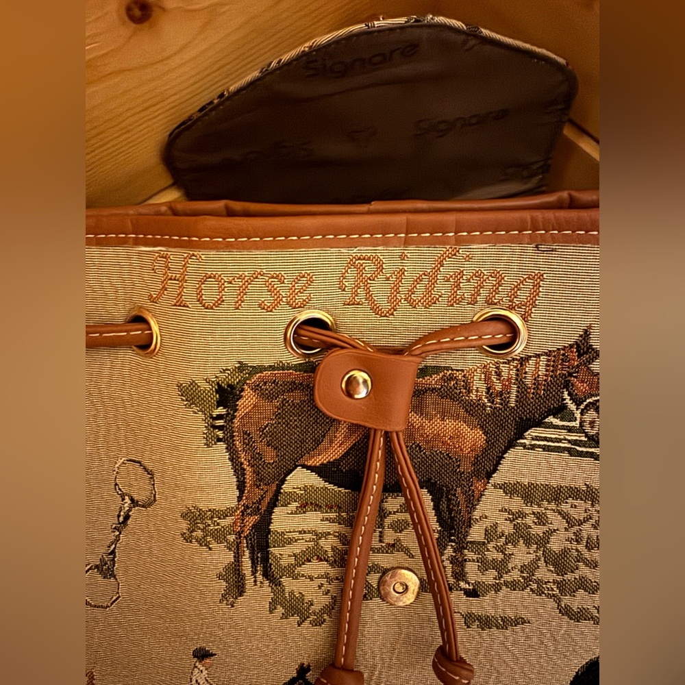 Vintag Signare Equestrian Tapestry Backpack Bag - Picture 9 of 16